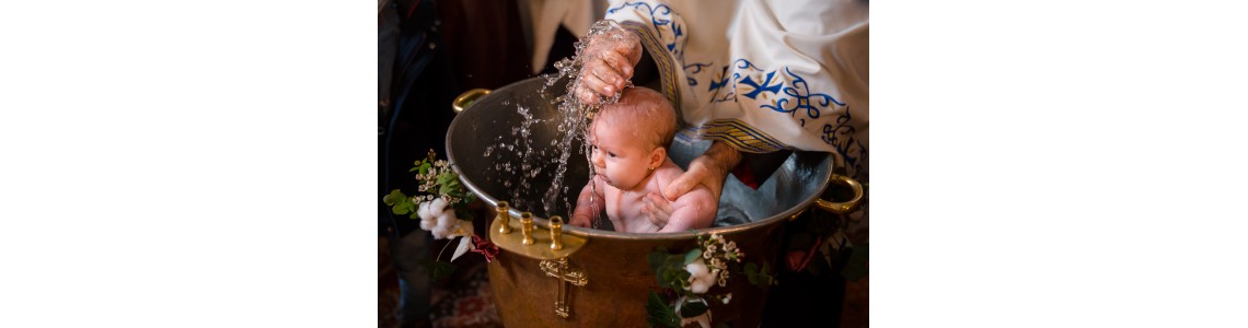 Tu stii ce trebuie sa contina un trusou de botez? Iata 5 obiecte care nu trebuie sa lipseasca!