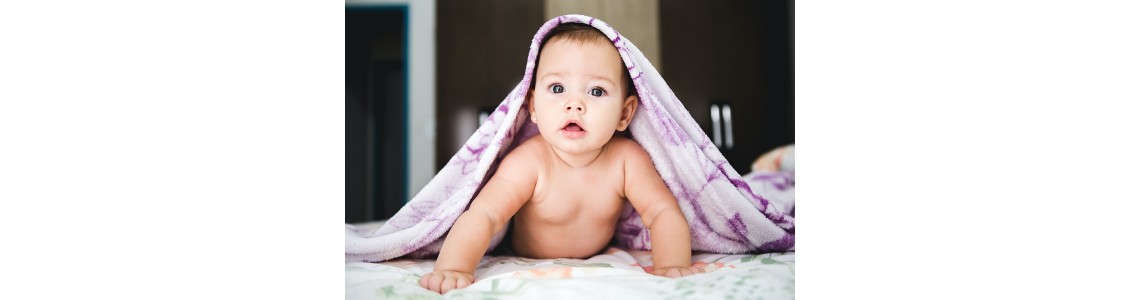 Bebe la 3 luni: cum se dezvolta si la ce ar trebui sa acorzi atentie?